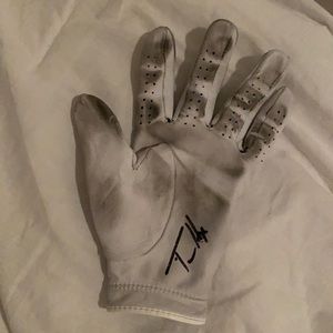 Tom Hoge’s signed golf glove he used/played with at Arnold Palmer tournament.